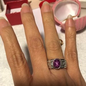 Natural Ruby 3.21 CT with diamonds.White Gold 14K.